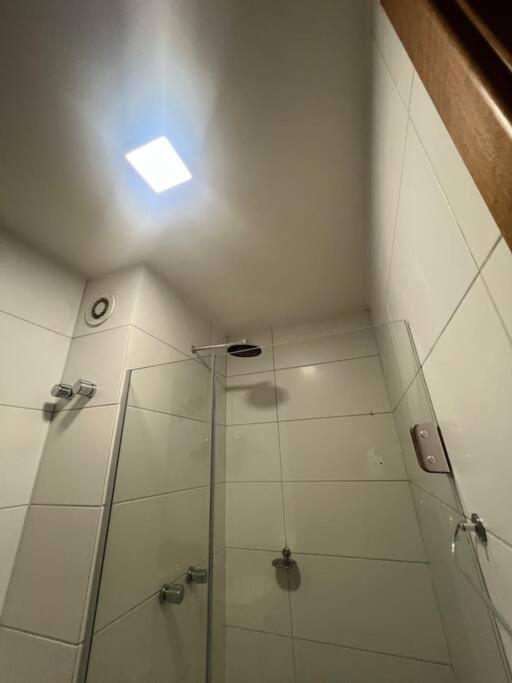 Lindo Dentro Do Shopping Apartment